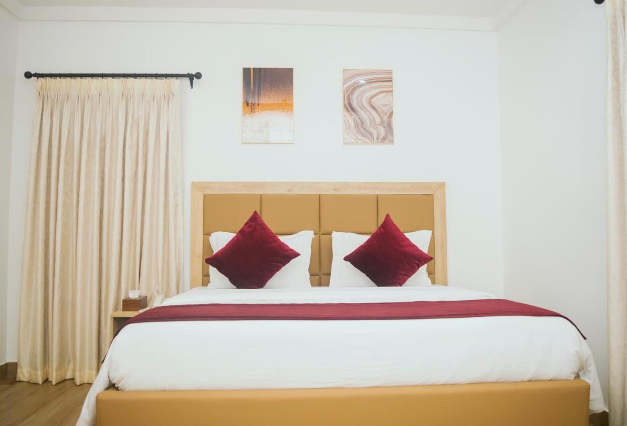 Quest Boutique Hotel Gwarinpa Exterior photo