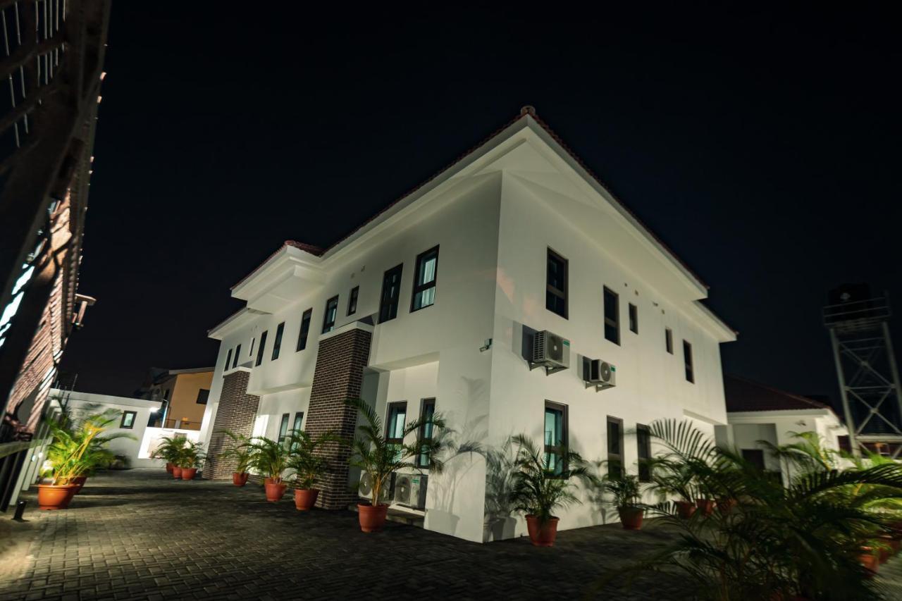 Quest Boutique Hotel Gwarinpa Exterior photo