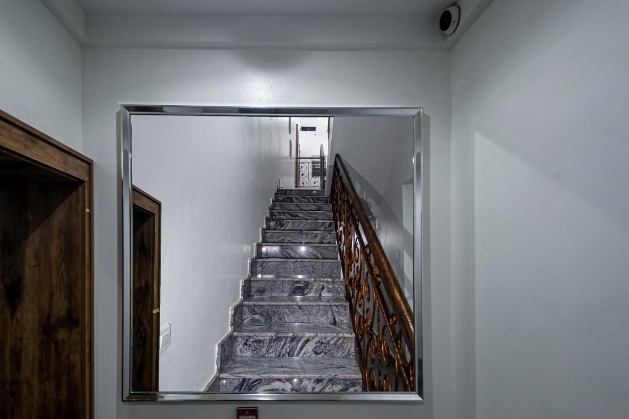 Quest Boutique Hotel Gwarinpa Exterior photo